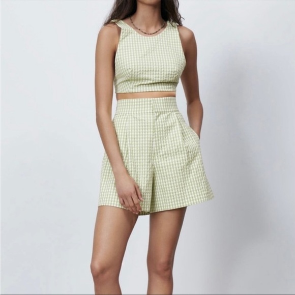 Zara shorts - Picture 2 of 7
